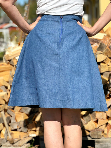 Jeanskjol med fickor och hög midja