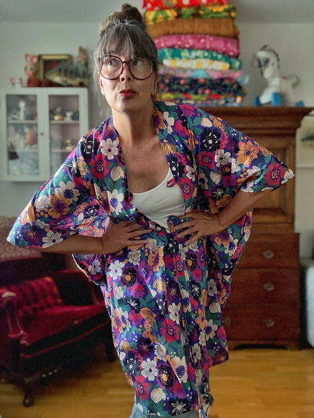 Sjok / kaftan med massa blommor