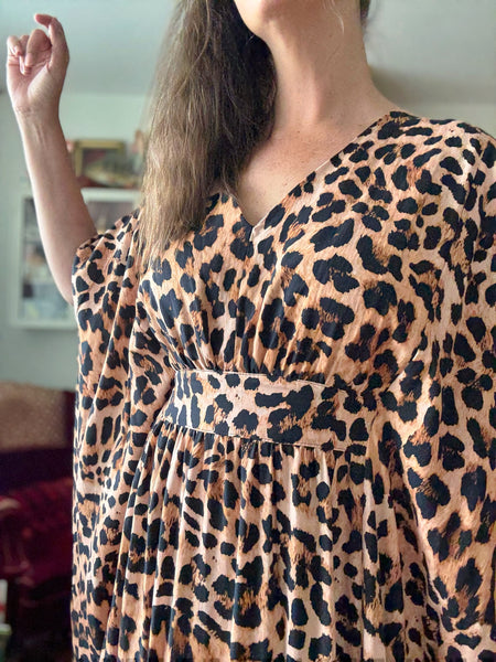 Spektakel / kaftanklänning i leopardmönster