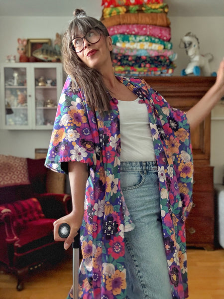 Sjok / kaftan med massa blommor