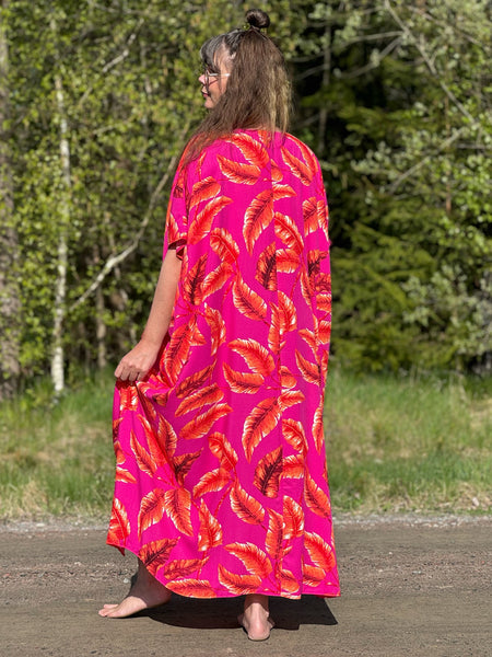 Spektakel / kaftanklänning i knalliga färger