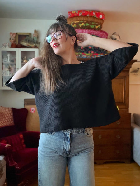 Stickad tröja svart