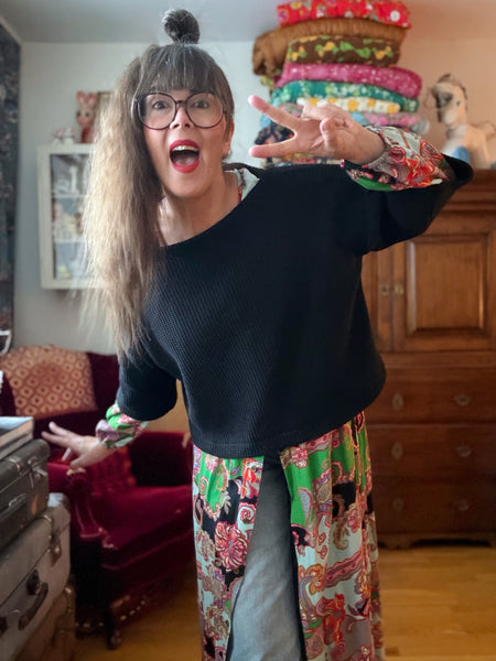 Stickad tröja svart