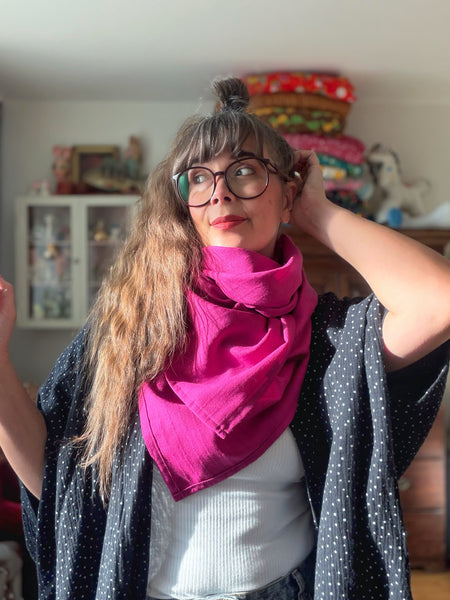 Sjal, violett i deadstock ull