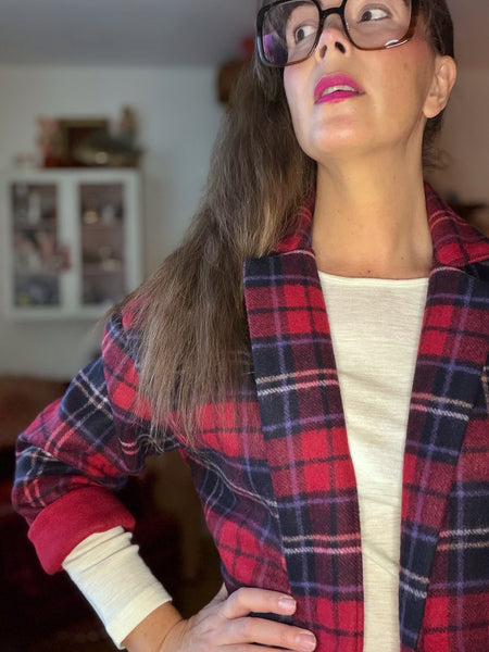 Oversized kavaj i rödrutig ull