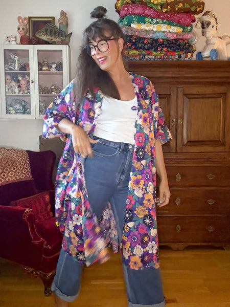 Sjok / kaftan med massa blommor