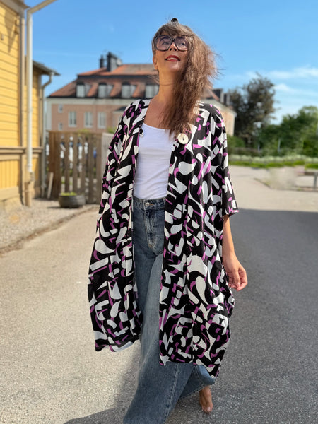Sjok / kaftan i svart & lila