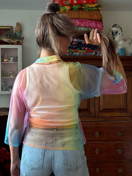 Omlottblus i mjuk tyll