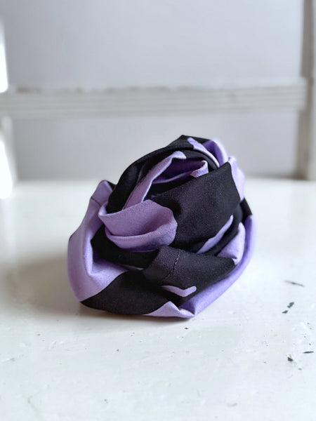 Liten sjal / sjalett, stormönstrad i svart & lila