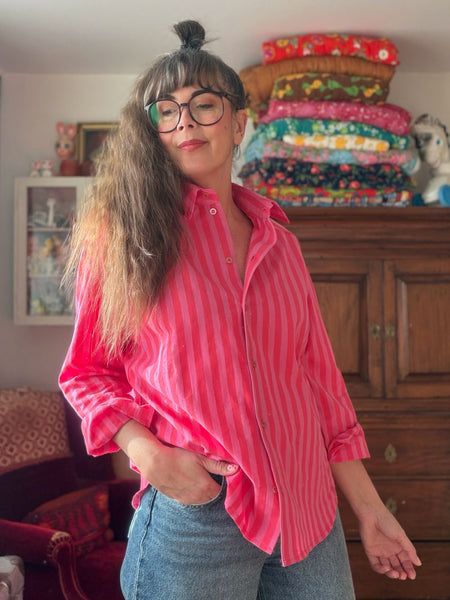 Skjorta i rosarandigt