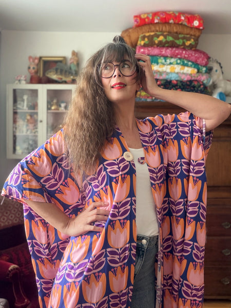 Sjok / kaftan blått med stora tulpaner
