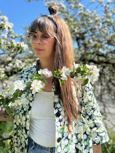 Städrock med äppelblommor