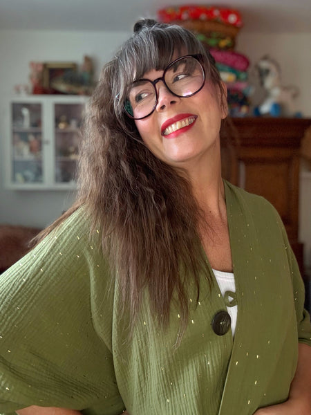 Sjok / kaftan mossgrön med guldströssel