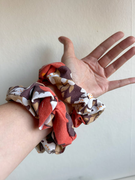 Scrunshie i klassiskt 70-talstyg