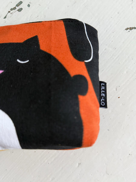 Necessär med katter