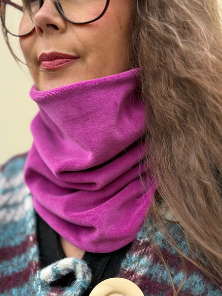 Tubsjal i violett velour