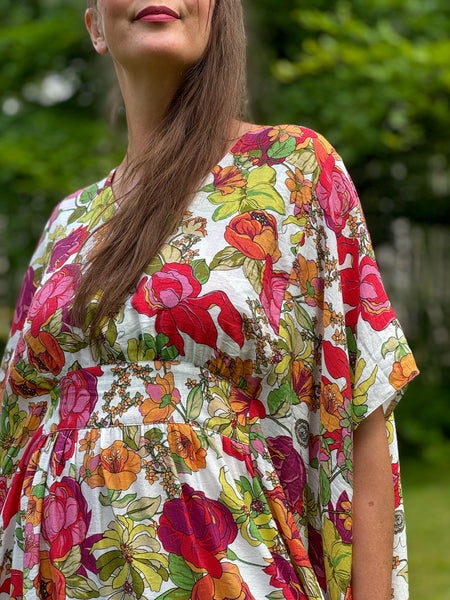Spektakel / kaftanklänning blommig
