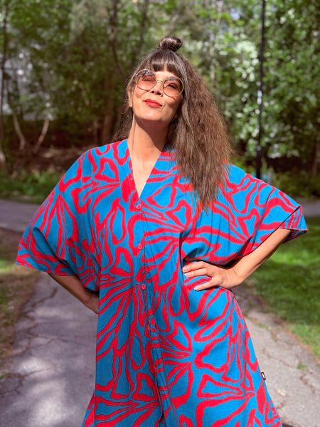 Sjok / kaftan med knappar hela vägen i turkost & cerise