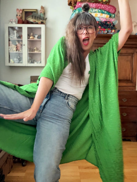 Sjok / kaftan i knalligaste grönt