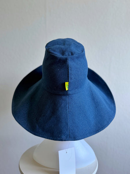 Solhatt i jeans & 70-talstyg