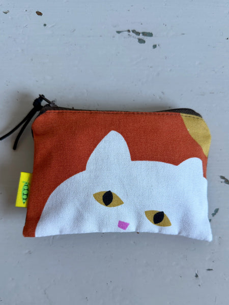 Börs med stora katter