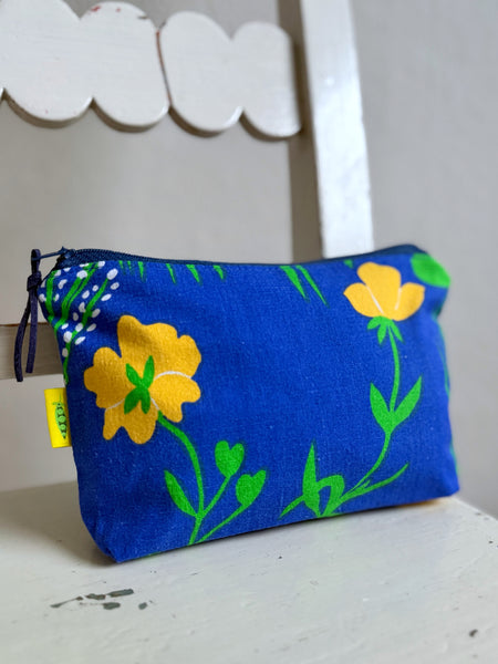 Necessär i blått vintagetyg