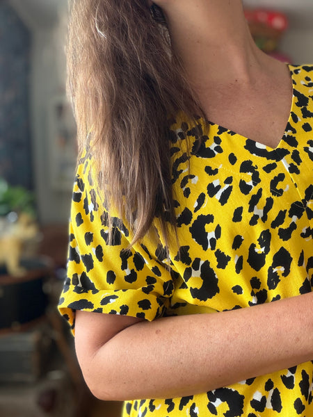 A-formad klänning / tunika i linnemix med leopardmönster