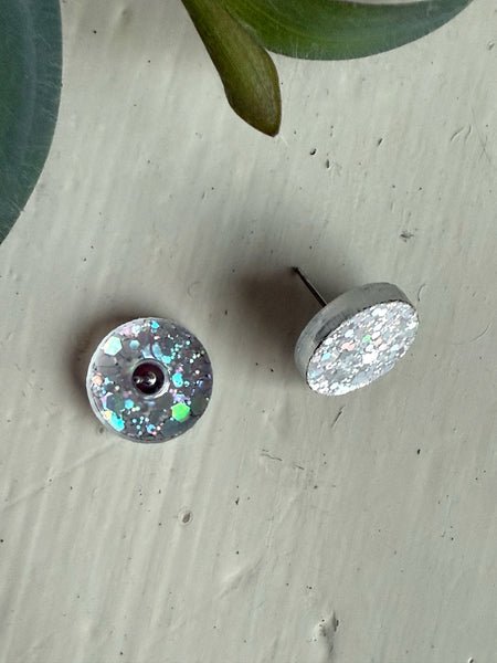 Örhängen i holografiskt glitter