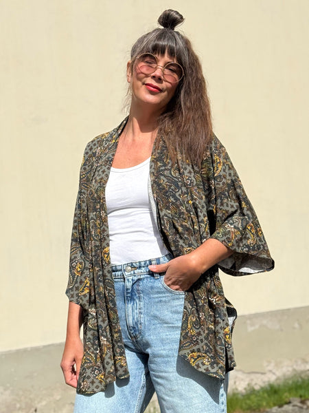 Omlottblus grön paisley