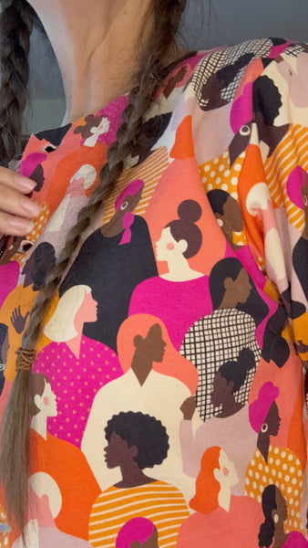 Blusjacka med lång ärm i jersey med kvinnor på