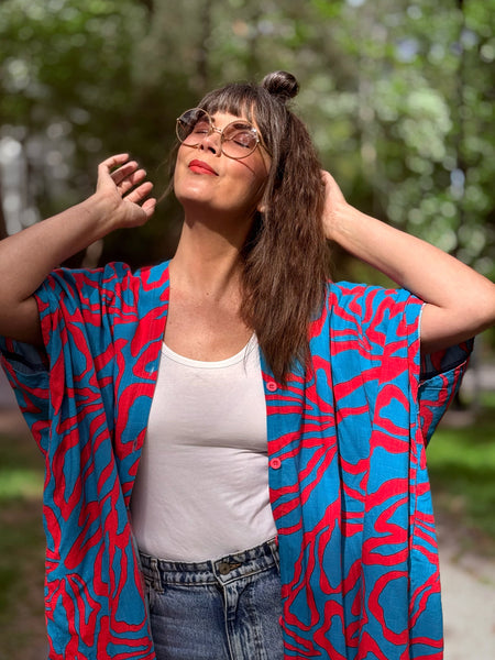 Sjok / kaftan med knappar hela vägen i turkost & cerise