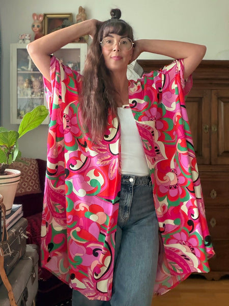 Sjok / kaftan i rosa röd paisley