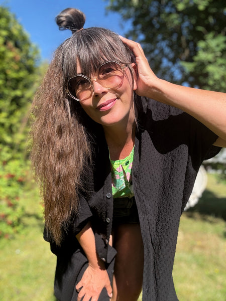 Sjok / kaftan med knappar hela vägen, helsvart