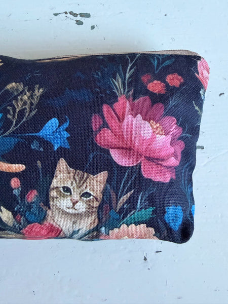 Necessär med katter & blommor