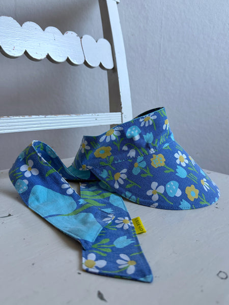 Solskärm i blått vintagetyg Hilma