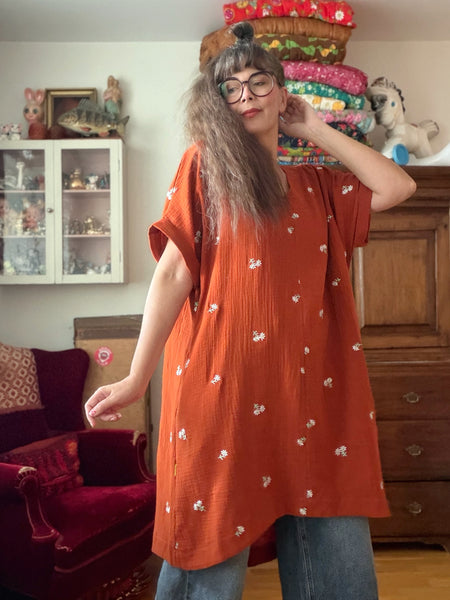 A-formad klänning / tunika  i tegelfärgad muslin