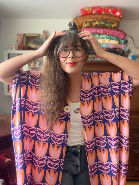 Sjok / kaftan blått med stora tulpaner