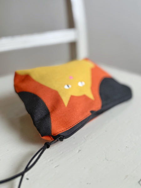 Necessär med katter