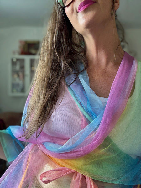 Omlottblus i mjuk tyll