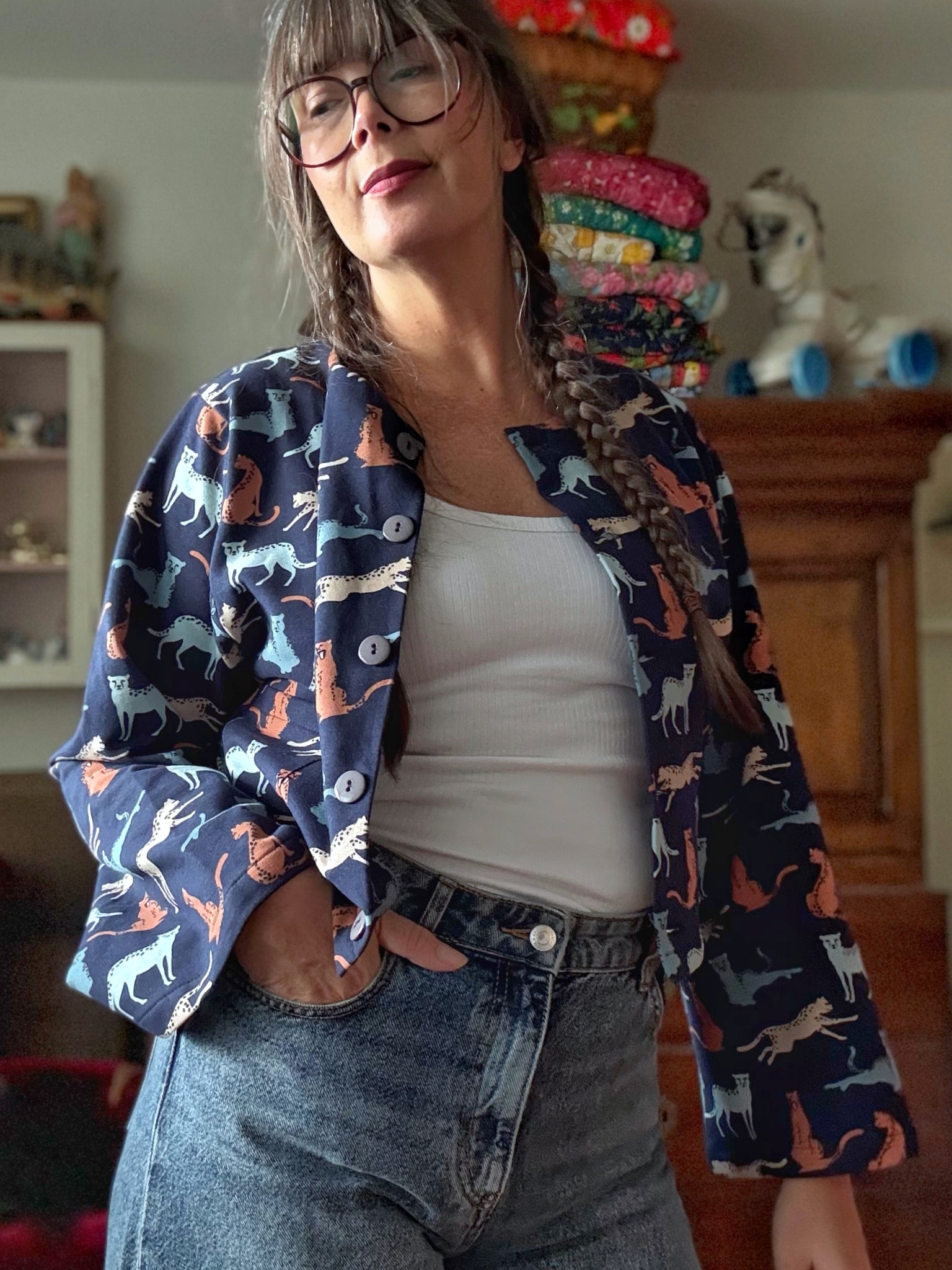 Blusjacka med lång ärm i mjuk trikå med kattdjur