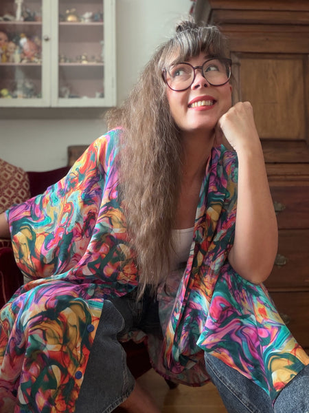 Sjok / kaftan med knappar marmorerat