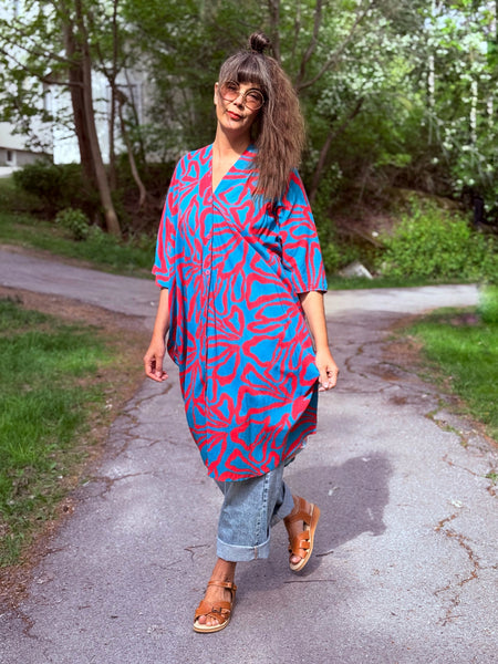 Sjok / kaftan med knappar hela vägen i turkost & cerise
