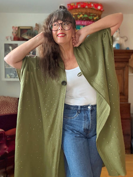 Sjok / kaftan mossgrön med guldströssel