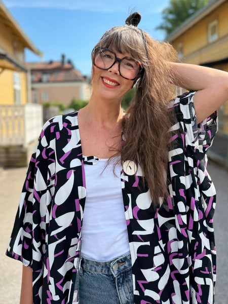 Sjok / kaftan i svart & lila