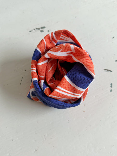 Liten sjal / sjalett i blått & orange