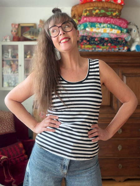 Linne, klassiskt randigt i svart & vitt