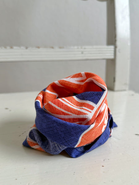 Liten sjal / sjalett i blått & orange