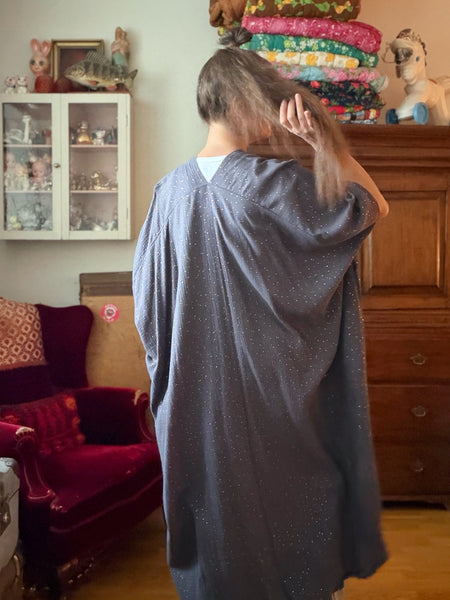 Extra långt sjok / kaftan grått med guld