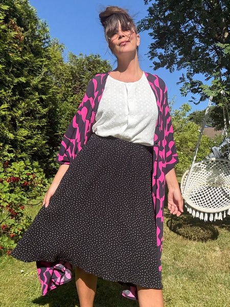 Sjok / kaftan med knappar & grafiskt mönster