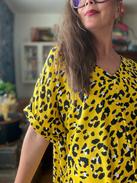 A-formad klänning / tunika i linnemix med leopardmönster